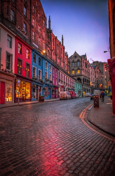 Running races in Edinburgh